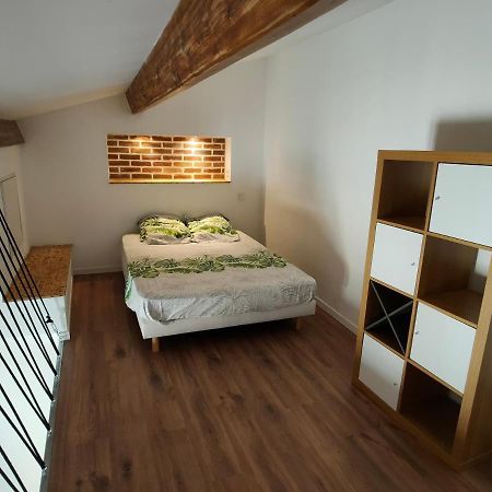 Апартаменты Joli Apparemment Type Loft Кавайон Экстерьер фото